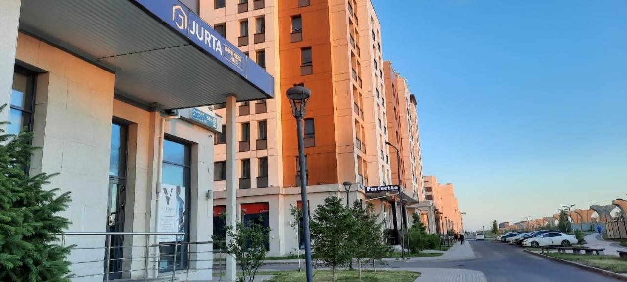 Аэропорт 15 Минут Экспо Бульвар Apartment Astana Bagian luar foto